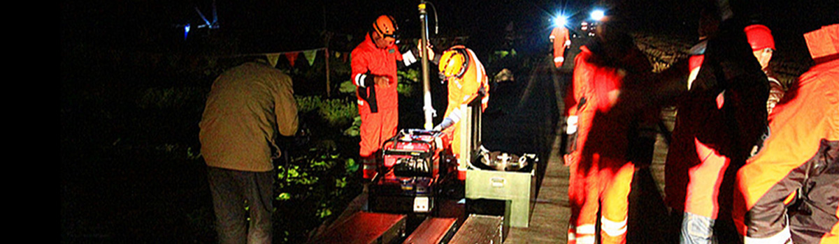 電力應(yīng)急搶修.jpg 電力應(yīng)急搶修.jpg